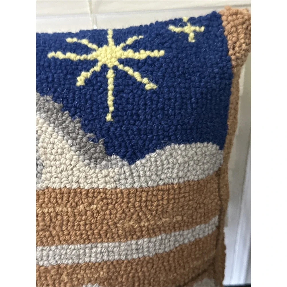 Susan Winget Wool Hook 16x20‎ Nativity Scene Pillow Soft Side